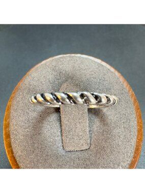 Twist Design Black Enamel Stackable Ring VTG Sterling Silver 925 Size 7